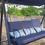 شقة Renaissance With Terrace & Garden *